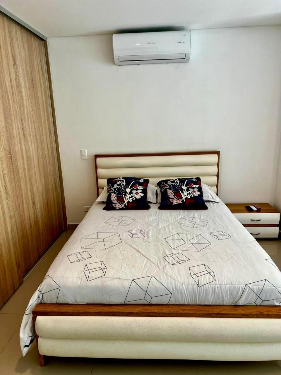 Apartamentos Cartagena Marbella Suite 外观 照片